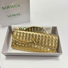 Bottega Veneta Clutch Bags